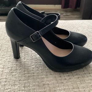 Clarks platform Mary Jane pumps